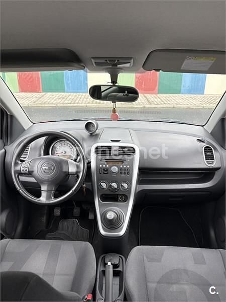 Usado Opel Agila Enjoy 86 CV (63 kW) 2009 Rojo Berlina