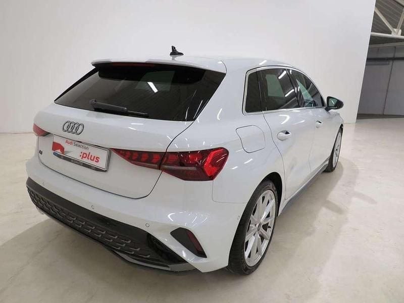 Usado Audi A3 Sportback e-tron S-Line 204 CV (150 kW) 2025 Blanco Utilitario