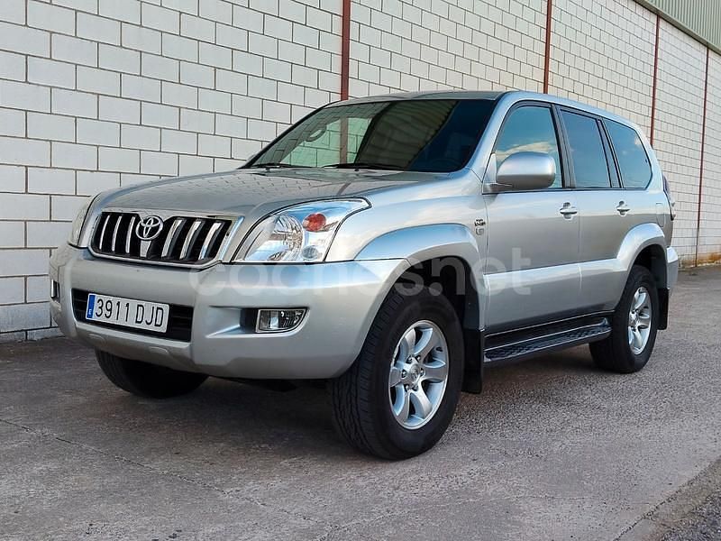 Gris / plata Usado 2005 Toyota Land Cruiser SUV | 27.500 € (Un poco caro) - Imagen 1/4
