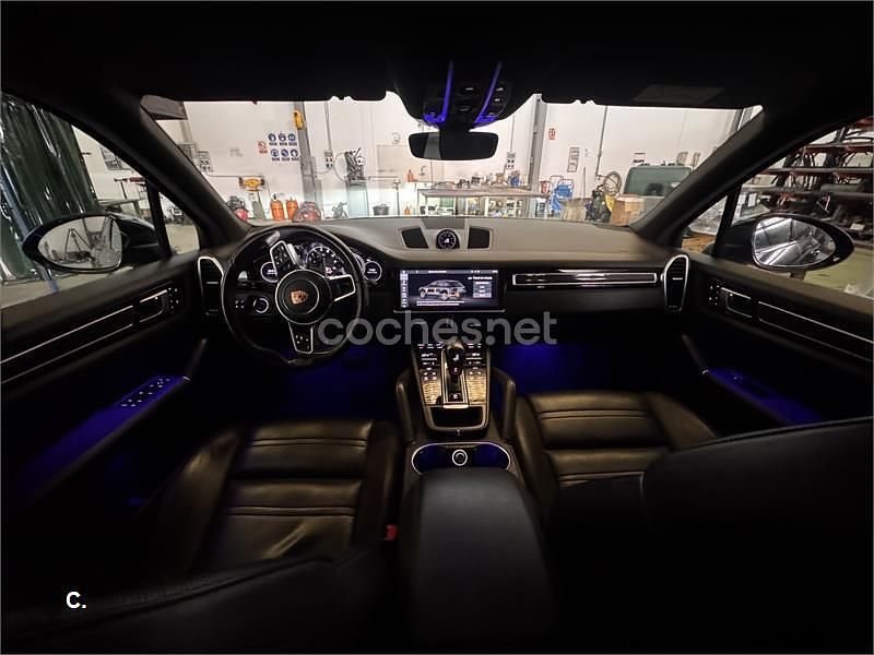 Usado Porsche Cayenne 462 CV (339 kW) 2019 Negro SUV