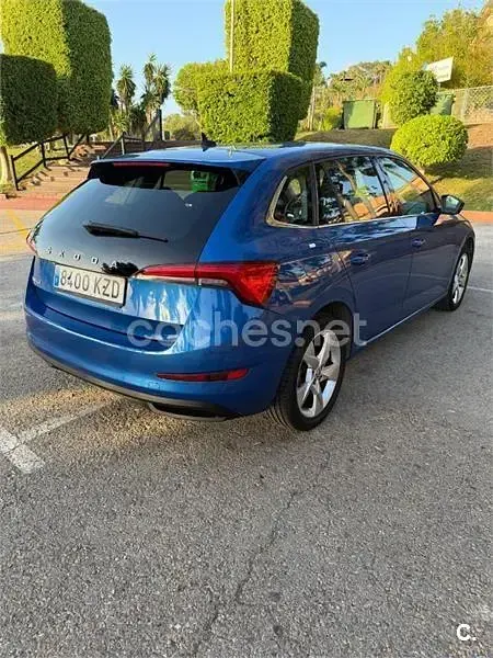 Usado Skoda Scala Sport 115 CV (84 kW) 2019 Azul Utilitario