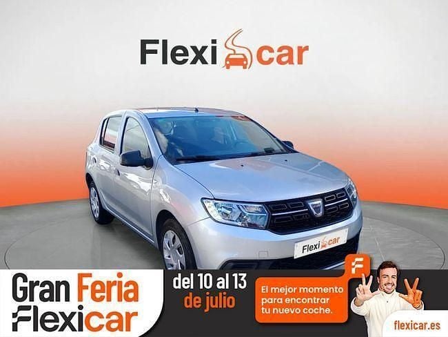 Gris Usado 2019 Dacia Sandero Essentiel Utilitario | 10.490 € (Precio justo) - Imagen 1/4