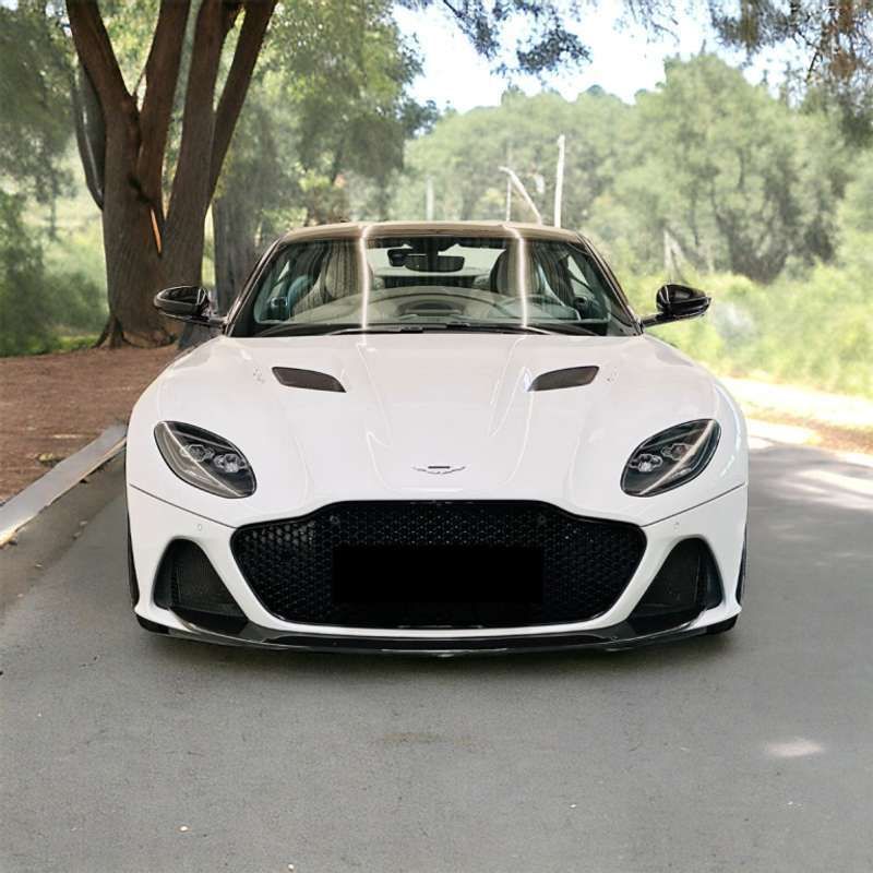 Blanco Usado 2019 Aston Martin DBS Coupe | 225.000 € (Buen precio) - Imagen 1/4