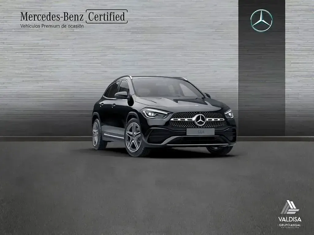 Usado Mercedes GLA200 150 CV (110 kW) 2022 Negro SUV