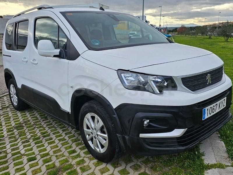 Usado Peugeot Rifter Active 130 CV (95 kW) 2019 Blanco Monovolumen