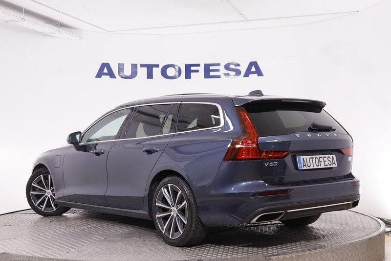 Usado Volvo V60 Inscription 340 CV (250 kW) 2021 Azul Familiar