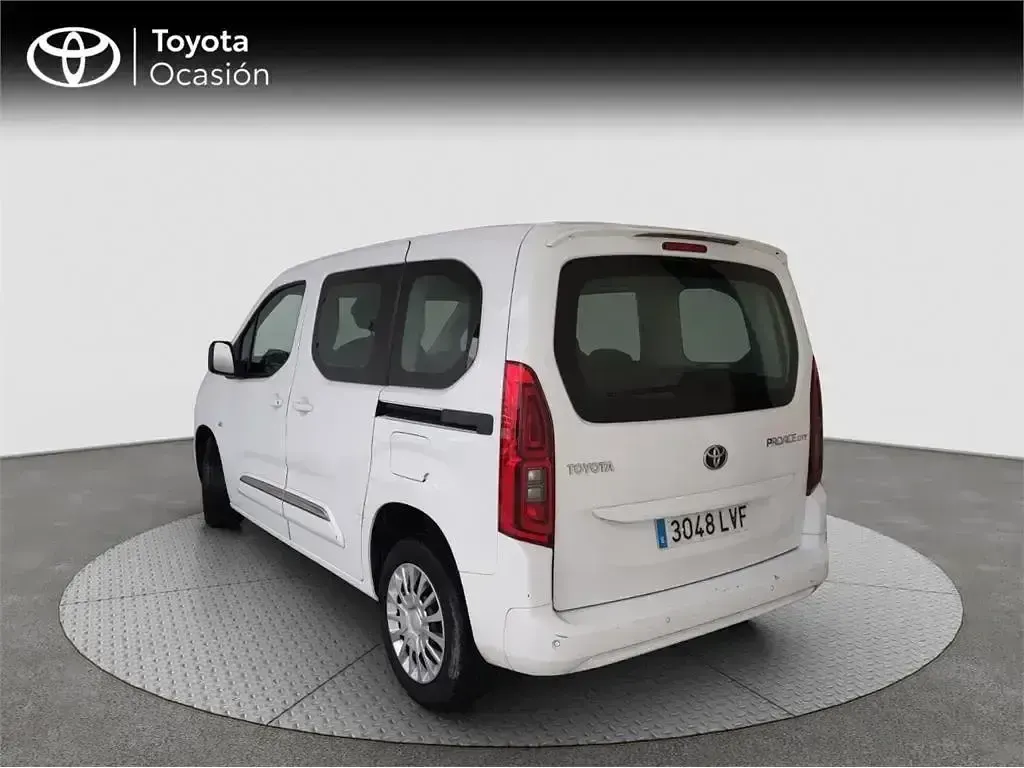 Używany Toyota Proace Verso City 102 KM (75 kW) 2021 Biały Kombi