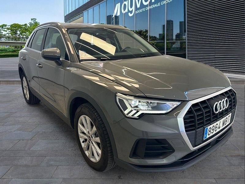 Usado Audi Q3 Advanced Plus 245 CV (180 kW) 2022 Gris SUV