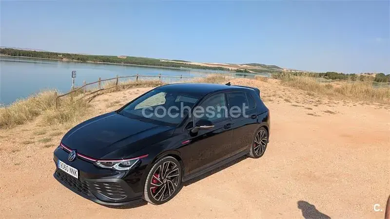 Usado VW Golf VIII GTI Clubsport 301 CV (221 kW) 2022 Negro Berlina