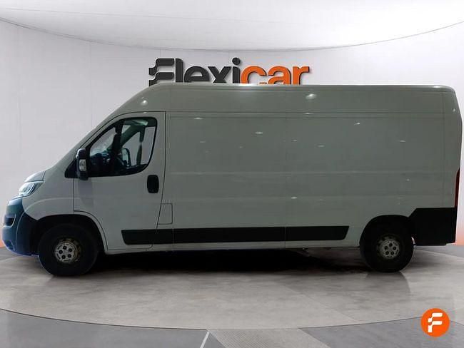 Usado Citroën Jumper 140 CV (102 kW) 2022 Blanco Monovolumen