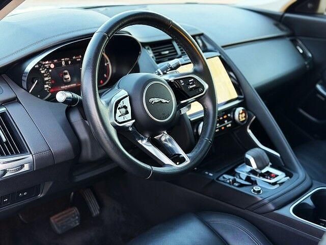 Usado Jaguar E-Pace SE 163 CV (119 kW) 2022 Blanco SUV