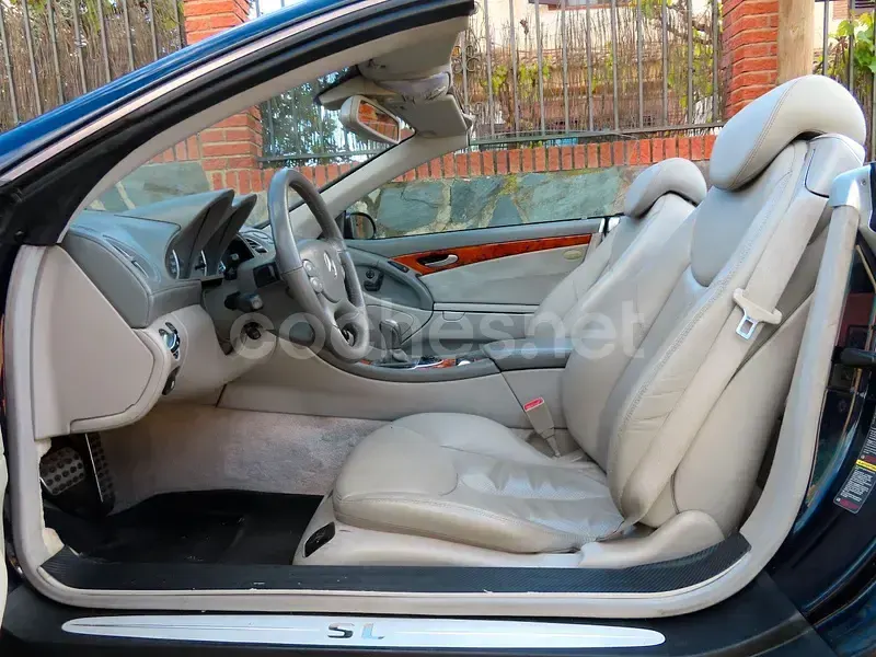 Usado Mercedes SL350 245 CV (180 kW) 2004 Azul Descapotable