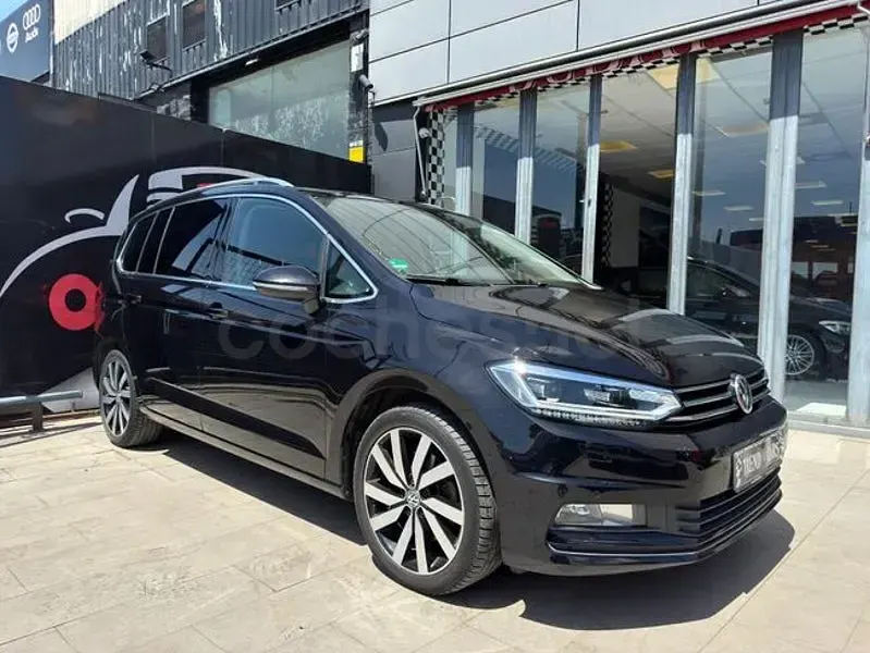 Usado VW Touran Sportline 150 CV (110 kW) 2015 Azul Monovolumen
