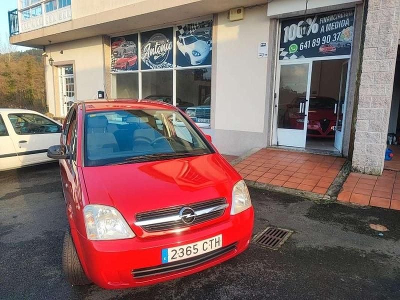 Usado Opel Meriva 99 CV (72 kW) 2004 Rojo Monovolumen