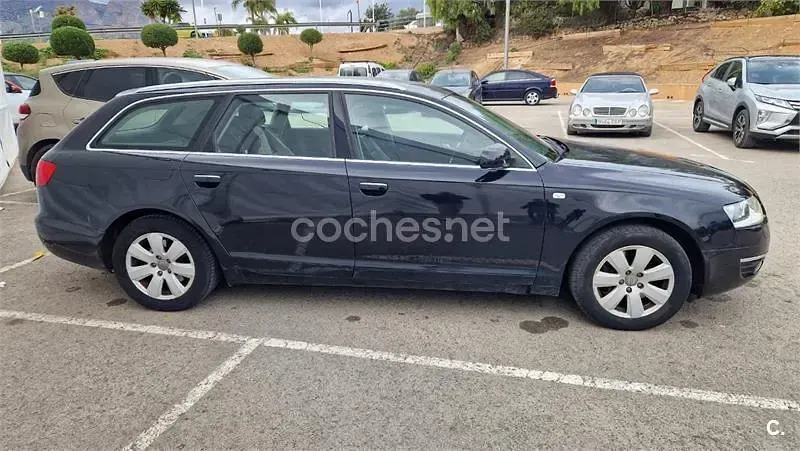 Usado Audi A6 225 CV (165 kW) 2005 Negro Familiar