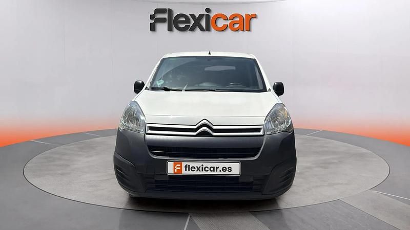 Usado Citroën Berlingo Feel 75 CV (55 kW) 2018 Blanco Monovolumen