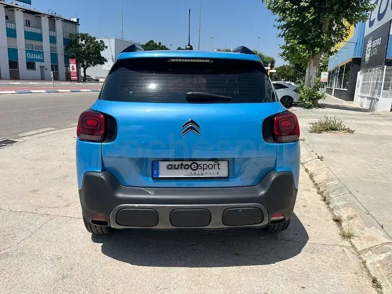 Usado Citroën C3 Aircross Live 99 CV (72 kW) 2018 Azul SUV
