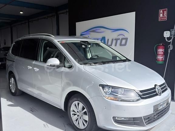 Usado VW Sharan Advance 150 CV (110 kW) 2020 Gris / plata Monovolumen