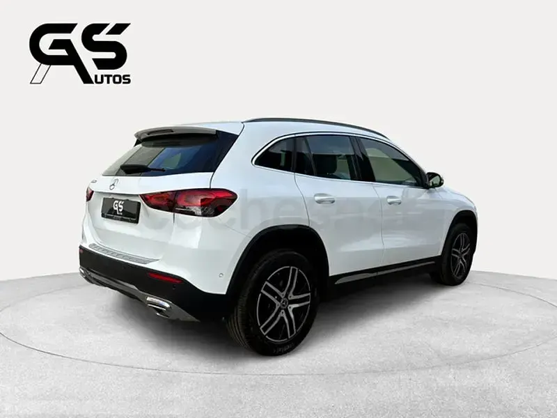 Usado Mercedes GLA200 150 CV (110 kW) 2023 Blanco SUV