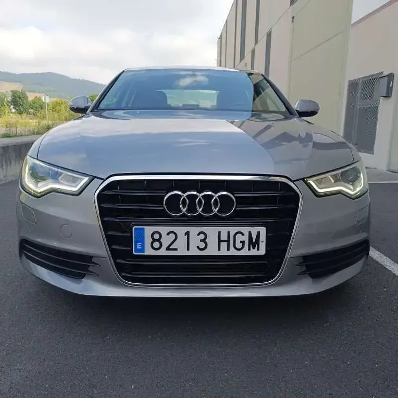 Usado Audi A6 Sport 177 CV (130 kW) 2011 Plateado Berlina