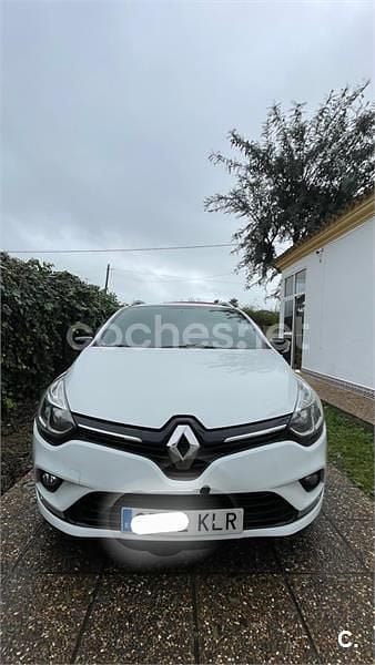 Usado Renault Clio GrandTour Life 75 CV (55 kW) 2018 Blanco Familiar