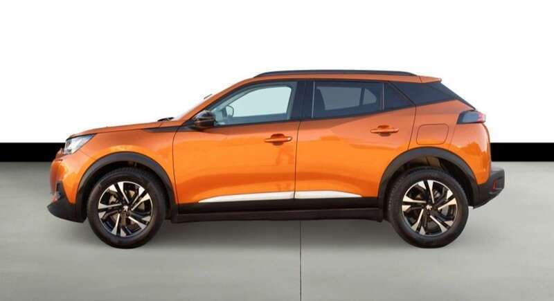 Usado Peugeot 2008 Allure 131 CV (96 kW) 2022 Naranja SUV