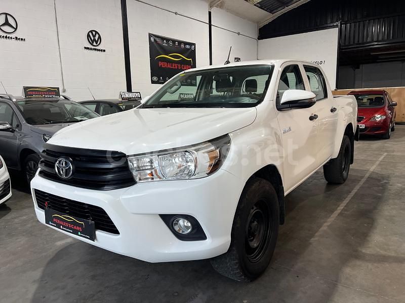 Blanco Usado 2020 Toyota HiLux Plus Recogida | 28.490 € (Un poco caro) - Imagen 1/4