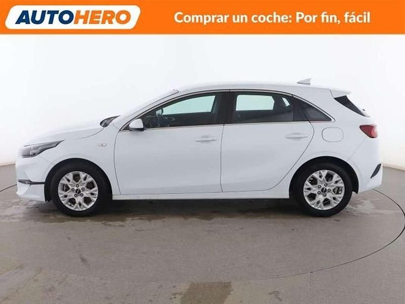 Usado Kia Ceed 101 CV (74 kW) 2021 Blanco Utilitario