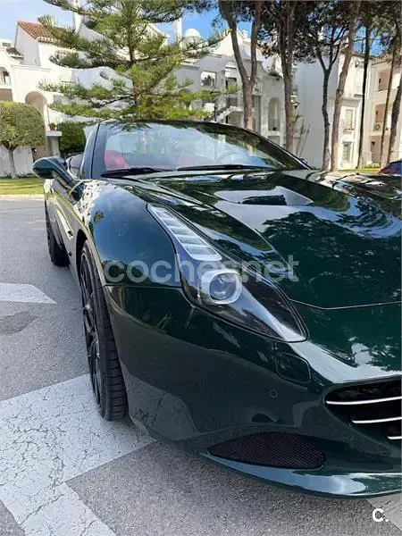 Usado Ferrari California 560 CV (411 kW) 2015 Verde Descapotable
