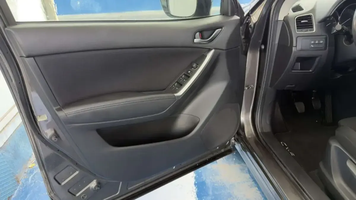 Usado Mazda CX-5 Style 150 CV (110 kW) 2015 Marrón SUV