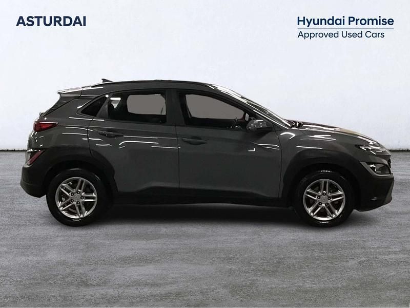 Usado Hyundai Kona 120 CV (88 kW) 2022 Gris SUV