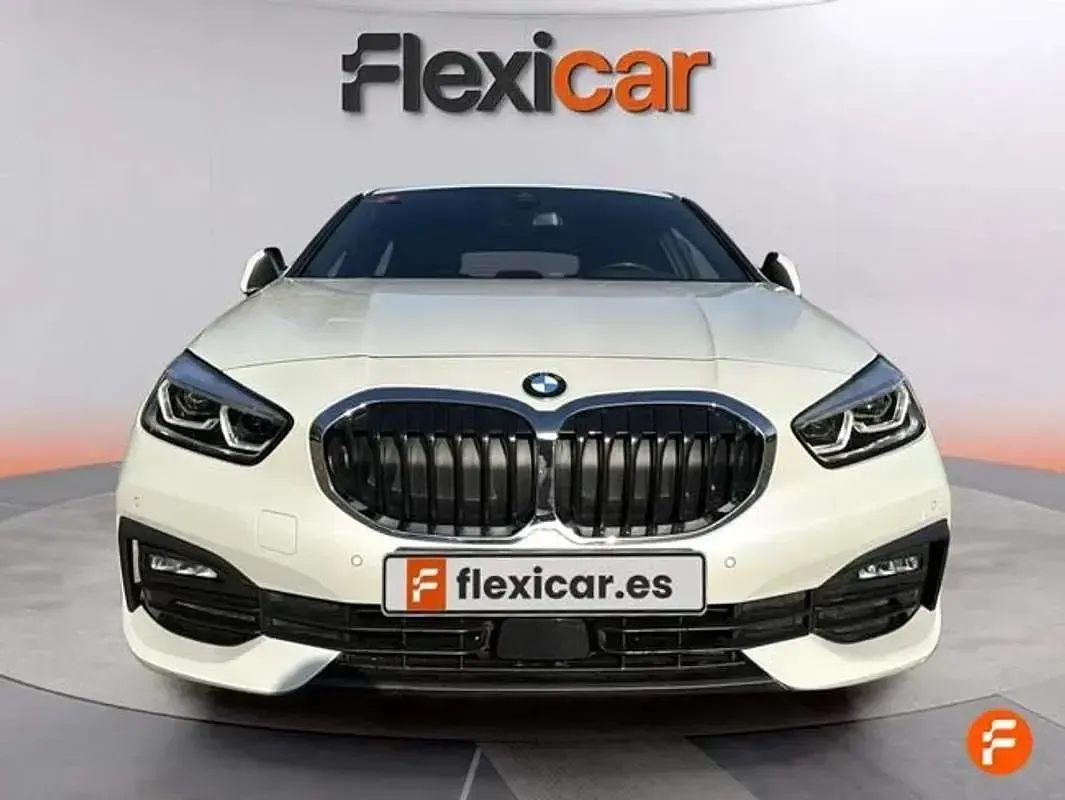 Usado BMW 118 150 HP (110 kW) 2021 Branco Citadino