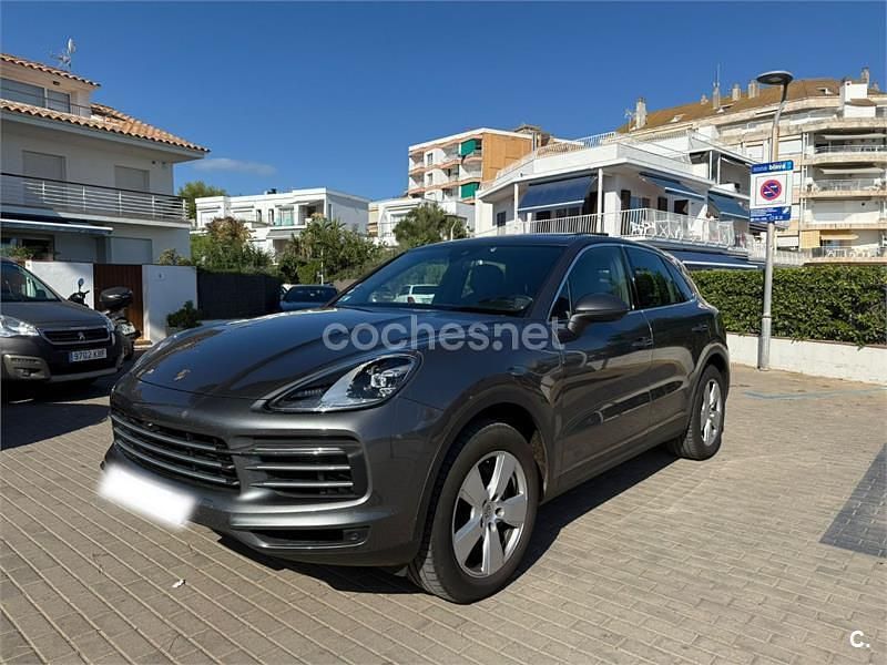 Gris / plata Usado 2019 Porsche Cayenne SUV | 42.000 € (Un poco caro) - Imagen 1/4