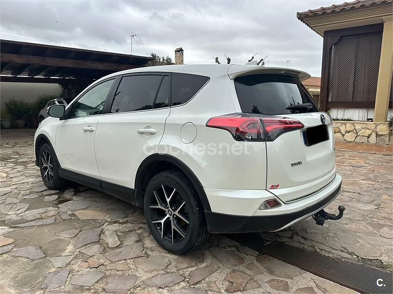 Usado Toyota RAV4 Executive 143 CV (105 kW) 2016 Blanco SUV