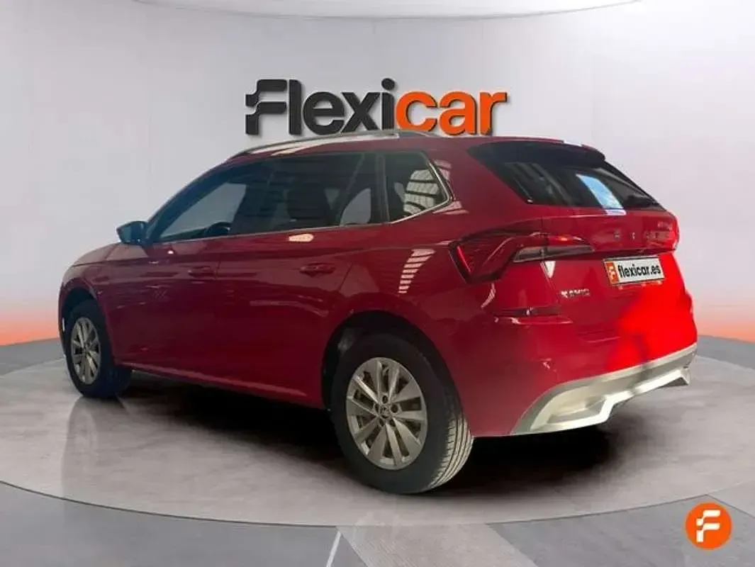Usado Skoda Kamiq Selection 116 CV (85 kW) 2024 Rojo SUV