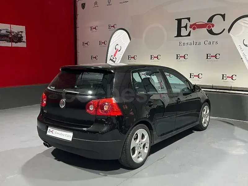 Usado VW Golf IV GTI 200 CV (147 kW) 2005 Negro Berlina