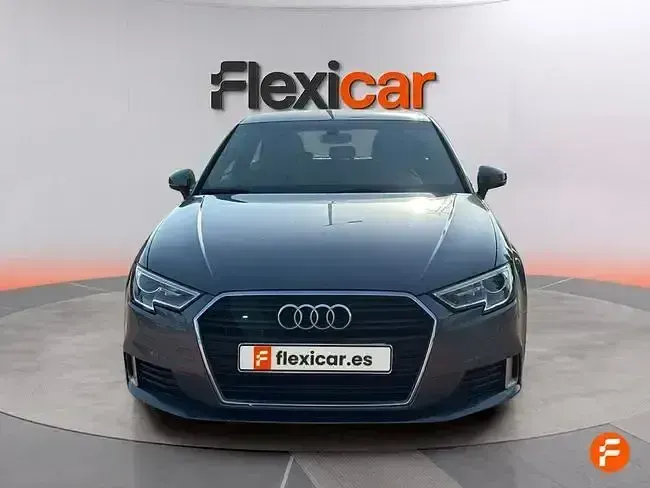 Usado Audi A3 Sport 110 CV (80 kW) 2017 Gris Utilitario