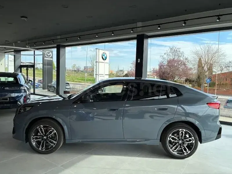 Nuevo BMW X2 163 CV (119 kW) 2026 Gris / plata SUV