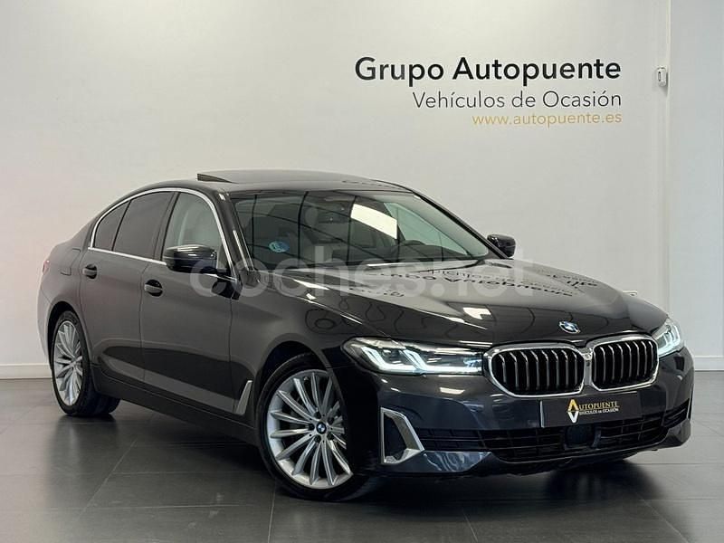 Azul Usado 2021 BMW 530 Comfort Edition Berlina | 33.990 € (Buen precio) - Imagen 1/4