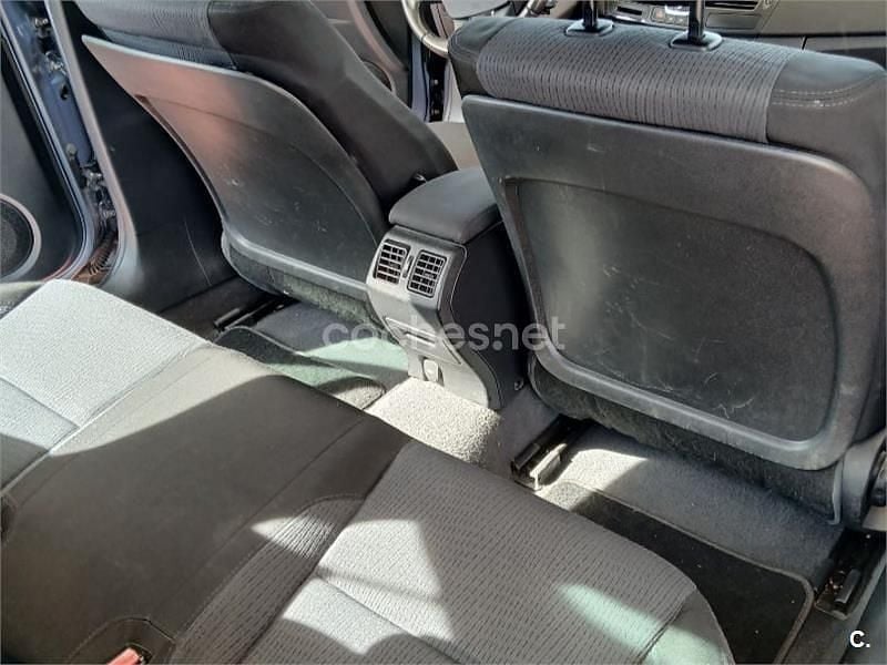 Usado Renault Laguna III Authentique 110 CV (80 kW) 2008 Azul Berlina