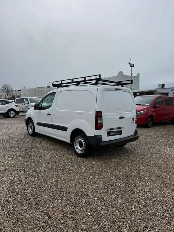 Usado Citroën e-Berlingo Live 75 CV (55 kW) 2018 Blanco Monovolumen