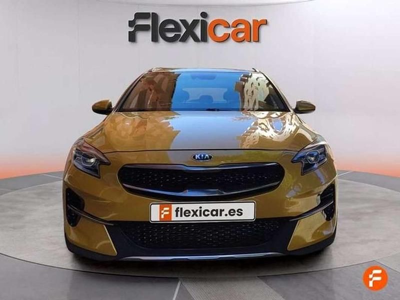 Usado Kia XCeed 120 CV (88 kW) 2020 Amarillo SUV