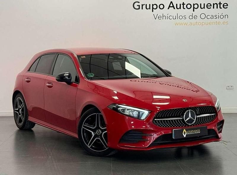 Rojo Usado 2019 Mercedes A180 Berlina | 22.990 € (Precio justo) - Imagen 1/4