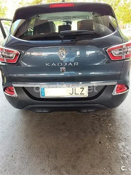 Usado Renault Kadjar Zen 130 CV (95 kW) 2016 Gris / plata SUV