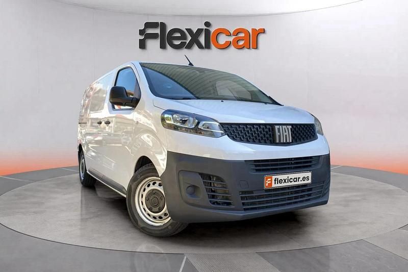 Blanco Usado 2023 Fiat Scudo Monovolumen | 20.390 € (Precio justo) - Imagen 1/4