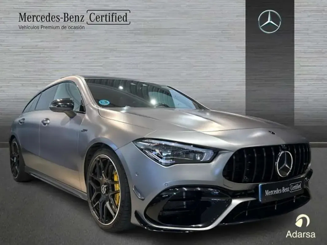 Usado Mercedes CLA45 AMG Shooting Brake AMG 421 CV (309 kW) 2022 Gris Familiar
