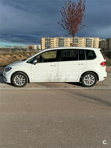 Blanco Usado 2016 VW Touran Advance Monovolumen | 12.000 € (Buen precio) - Imagen 1/4