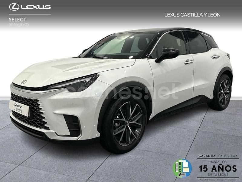 Usado Lexus LBX 136 CV (100 kW) 2025 Blanco SUV