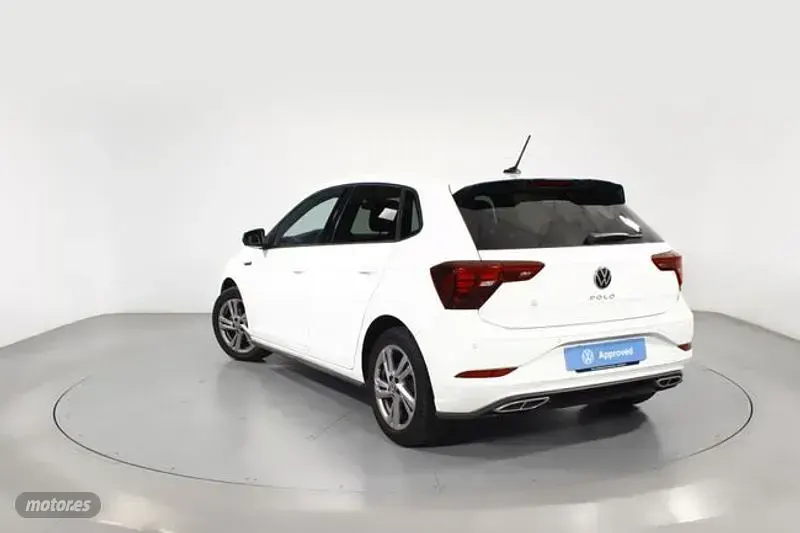 Usado VW Polo R-line 95 CV (69 kW) 2022 Blanco Utilitario