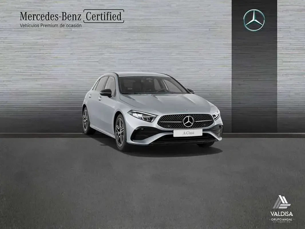 Usado Mercedes A250 218 CV (160 kW) 2025 Berlina